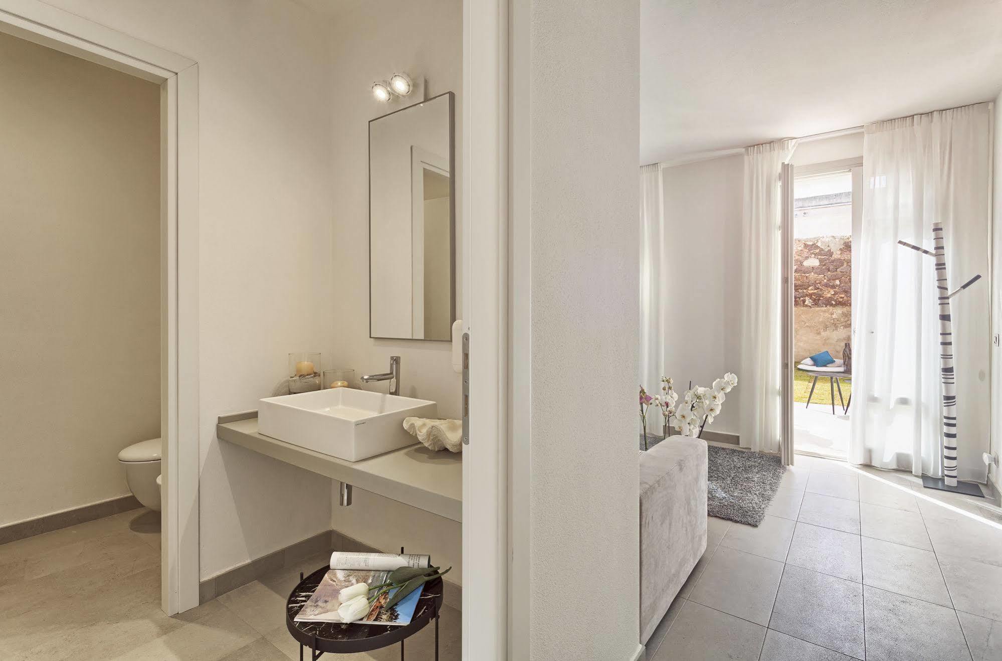 Calasetta Residence ภายนอก รูปภาพ